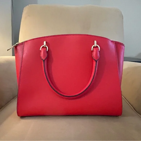 Michael Kors Large Ellis Sangria Satchel - Picture 2 of 7